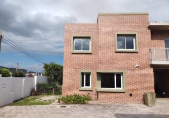 Alquiler │ Casa  – duplex – Complejo Reina Mora, Barrio Los Perales