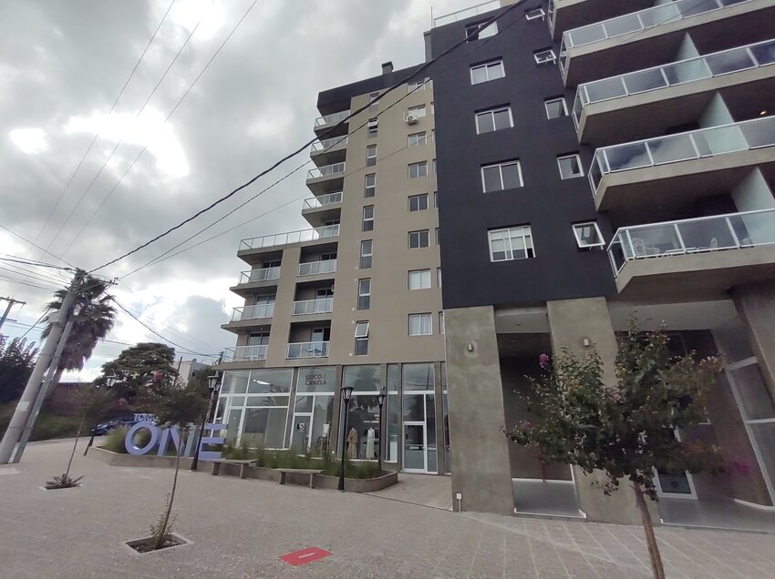 Alquiler │ Departamento de 2 dormitorio 4º piso, vista Panorámica – Torre ONE – Av. Illia, Barrio Los Perales