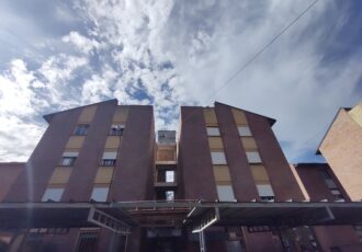 Alquiler │Departamento 3 dormitorios – Av. Bolivia Nº 1975 -3º piso – Bº Huaico