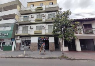 Alquiler │Departamento 2 dormitorios – Ramirez de Velazco Nº 561 – 3º piso por escalera – entre calle Salta y Güemes